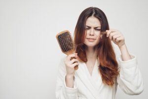 Nguyên nhân gây dụng tóc